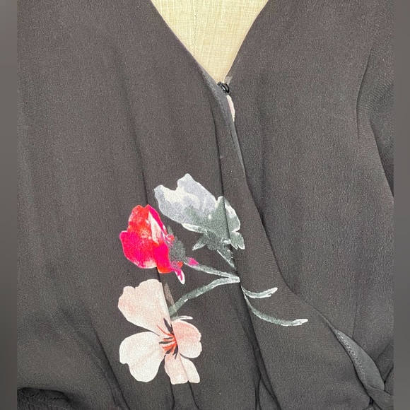 NWT Witchery Womens Dress Black Size 12 V-Neck Sheer Sleeves Maxi Red Flower - Picture 13 of 16